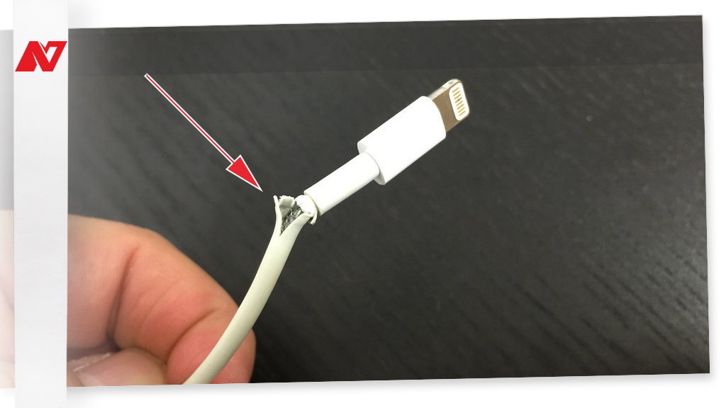 Apple делает крутые iPhone, но не зарядный кабель - почему?